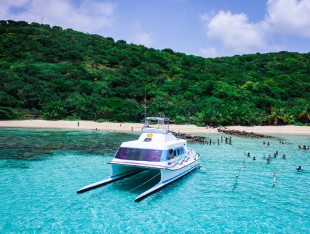 Catamaran hacia la Isla de Culebra